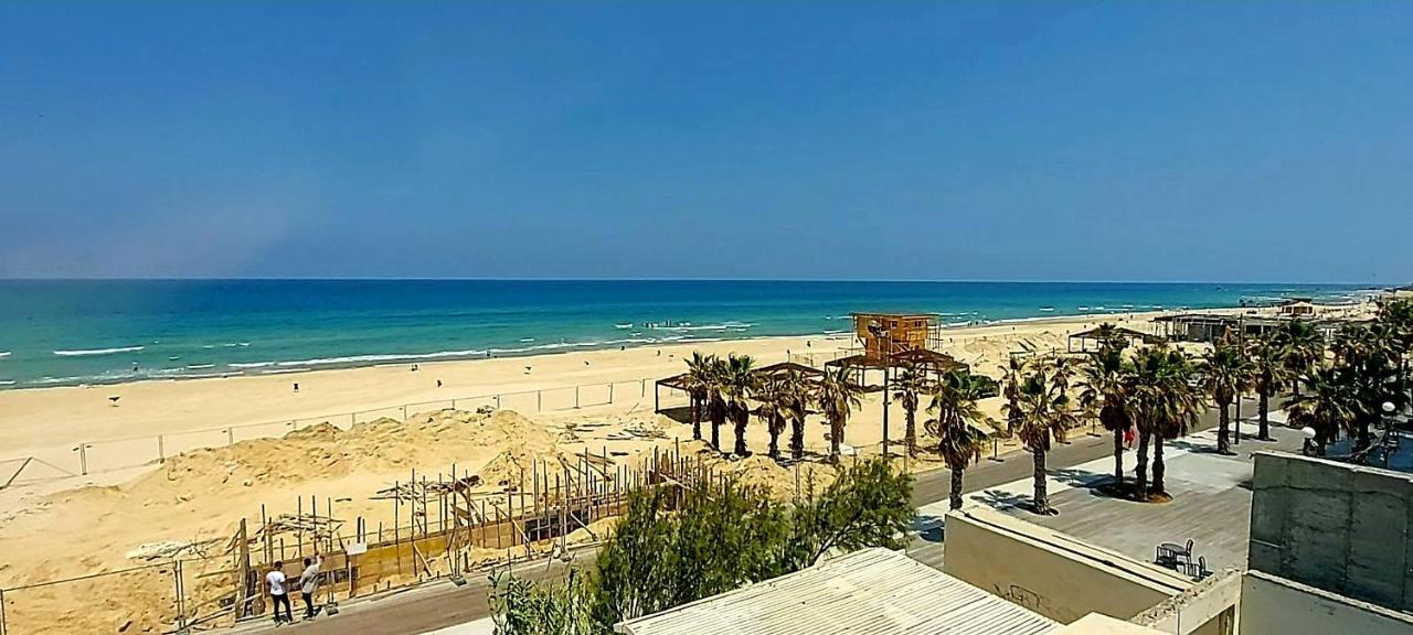 מלון דירות על הים בת ים 39 外观 照片